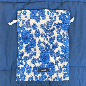 Blue Floral Drawstring Bag